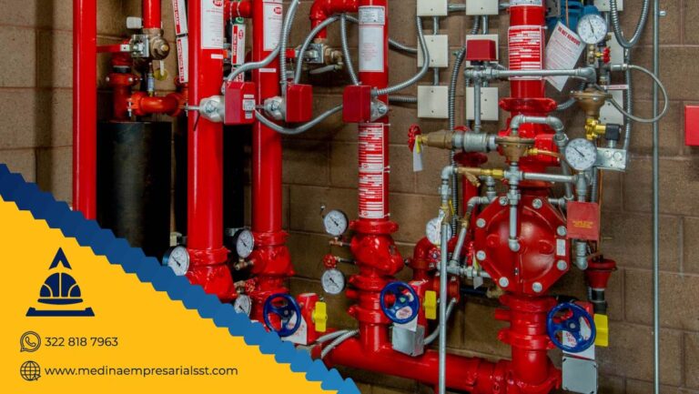 Sistema de red contra incendios instalado para proteger instalaciones industriales y comerciales en Colombia.