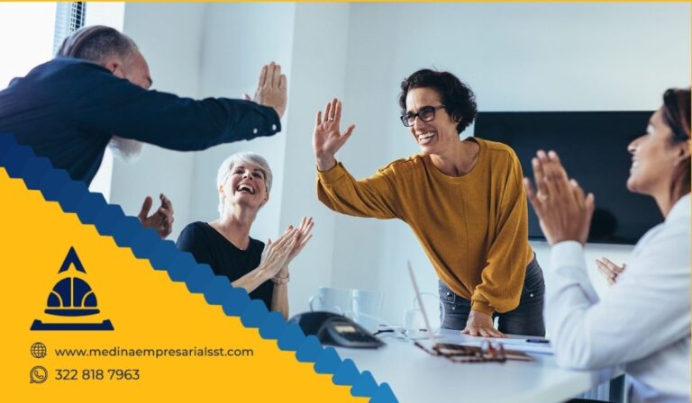 Mejora tu clima laboral con estrategias SST efectivas – Solicita asesoría profesional en seguridad y salud en el trabajo.