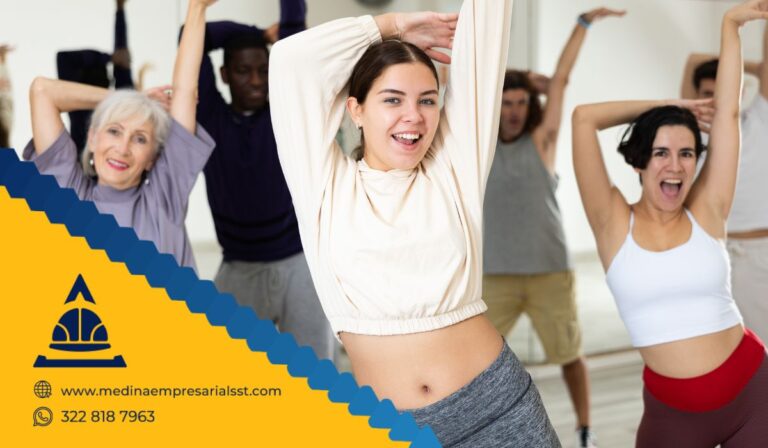 Persona disfrutando una sesión de rumbaterapia en el entorno laboral, combinando música, baile y bienestar físico en la oficina.