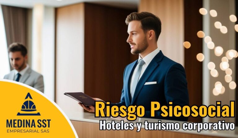 Empleados de recepción gestionando atención al cliente bajo protocolos de salud organizacional.