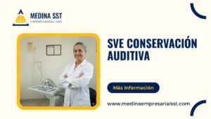 Médico laboral de Medina SST Empresarial revisando exámenes de audiometría de trabajadores para el sistema de vigilancia epidemiológica conservación auditiva