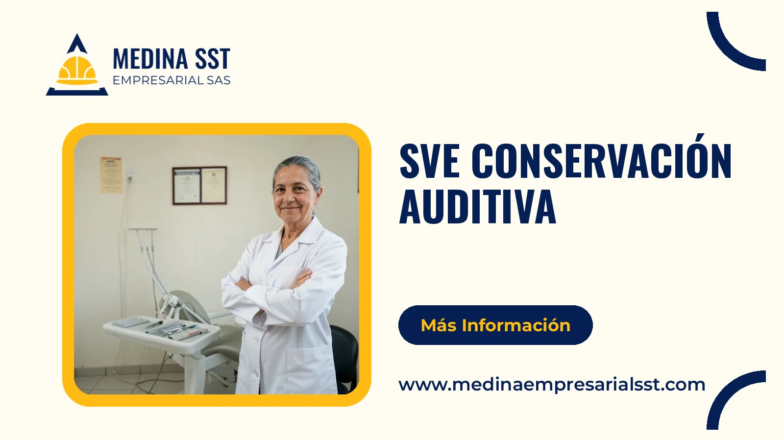 Médico laboral de Medina SST Empresarial revisando exámenes de audiometría